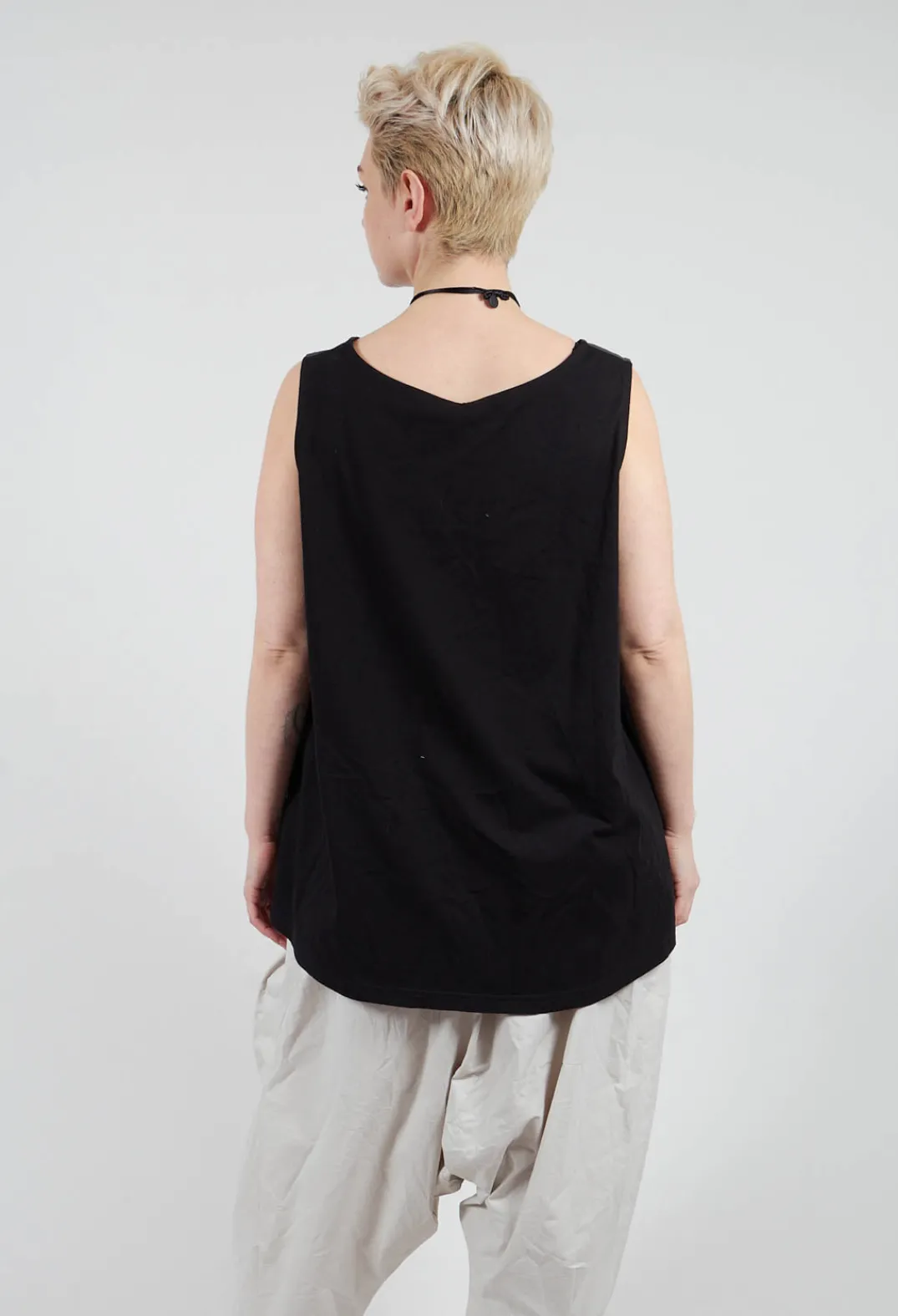 Moyuru Tops^A-Line Top in Black Print