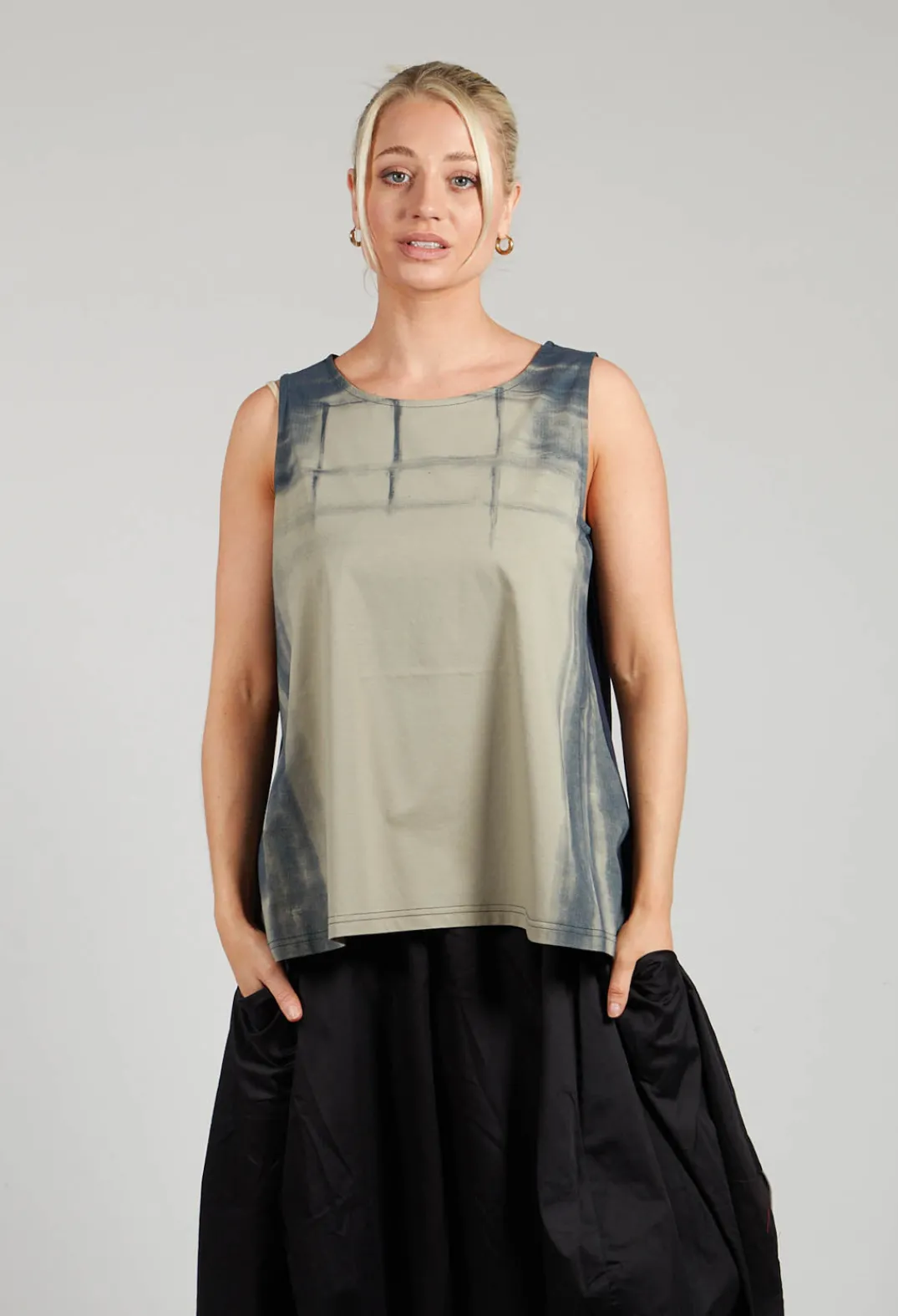 Moyuru Tops^A-Line Top in Navy Print