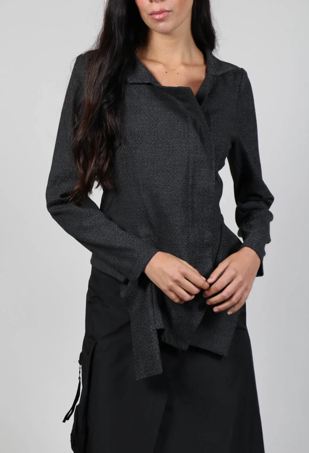 Xenia Design Jackets^Asymmetric Hem Jacket with Grey Black Print