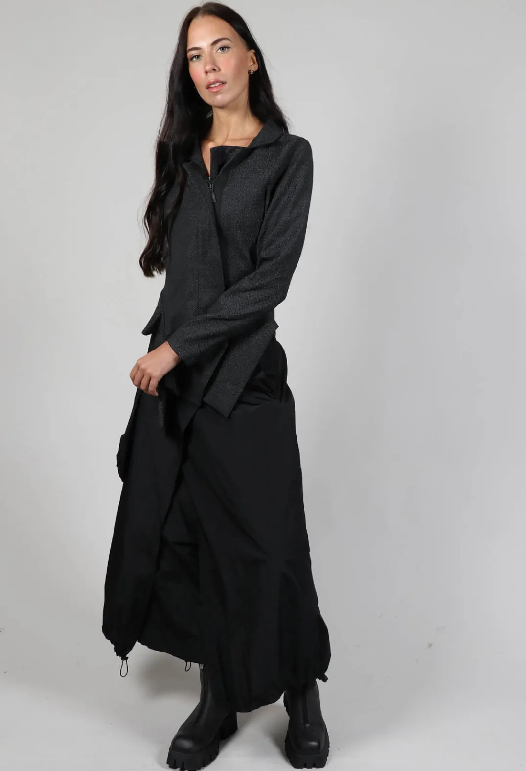 Xenia Design Jackets^Asymmetric Hem Jacket with Grey Black Print