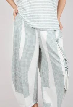Rundholz Black Label Trousers^Balloon Trousers with Feature Pockets in Grey Print