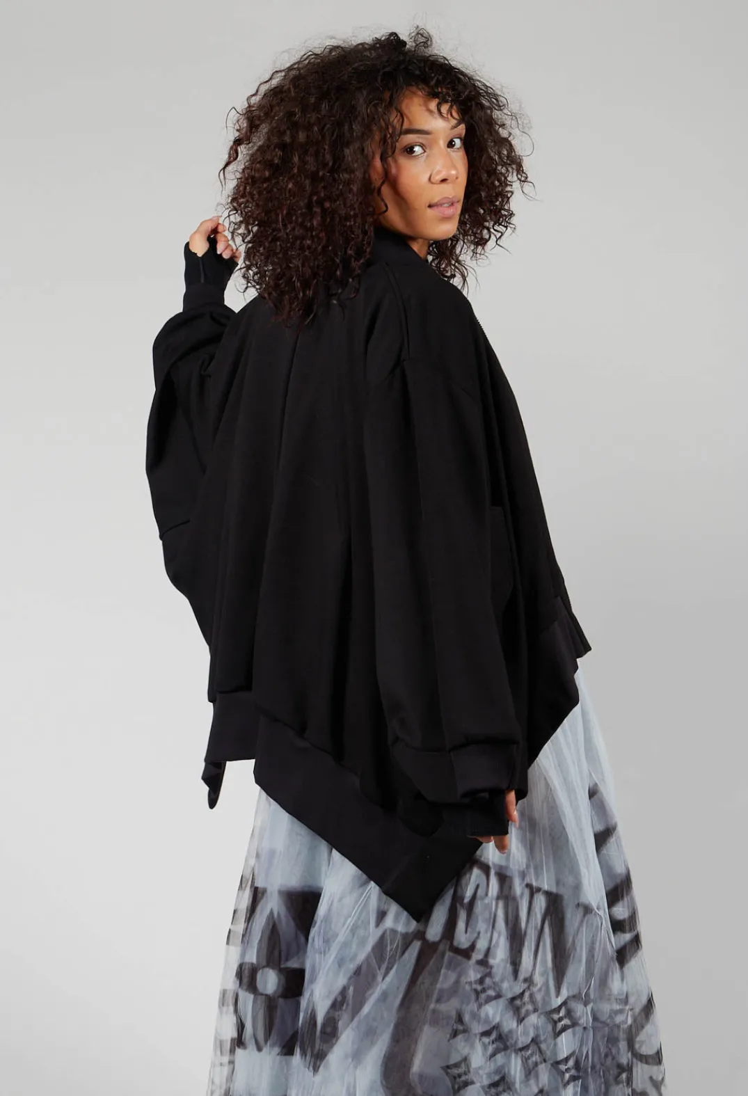Nostra Santissima Jackets^Batwing Sleeved Jacket with Asymmetric Hem in Black