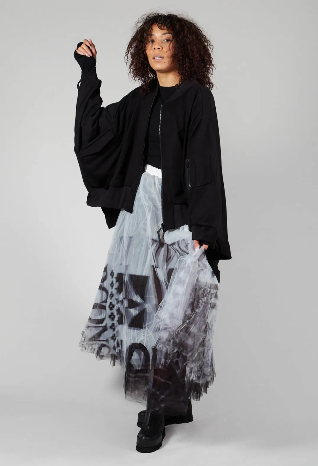 Nostra Santissima Jackets^Batwing Sleeved Jacket with Asymmetric Hem in Black