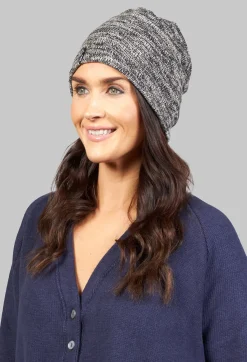 Album Di Famiglia Hats^Beanie Hat in Almost Black and Beige