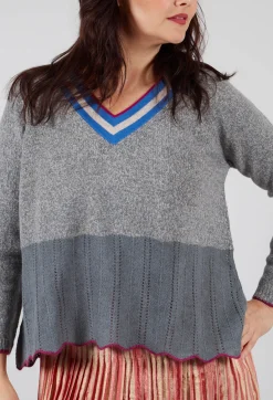 Traces of Me Jumpers^Bell Frill V Neck Jumper in Coal Met Taupe