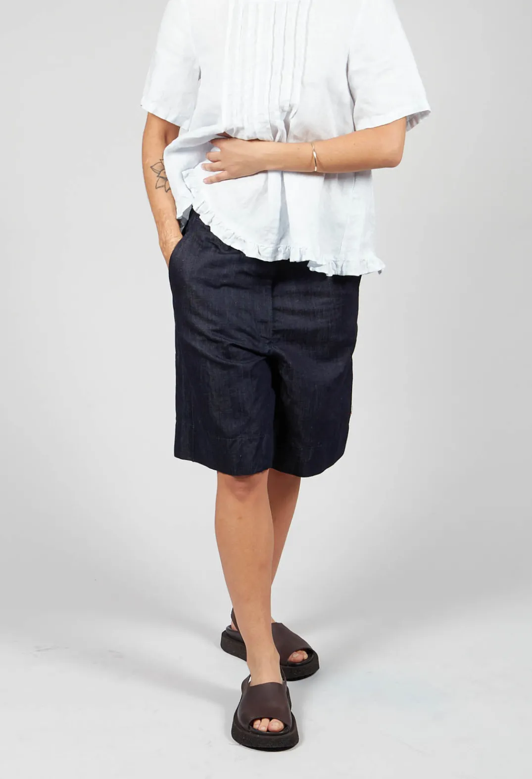 Aequamente Shorts^Bermuda Shorts in Denim