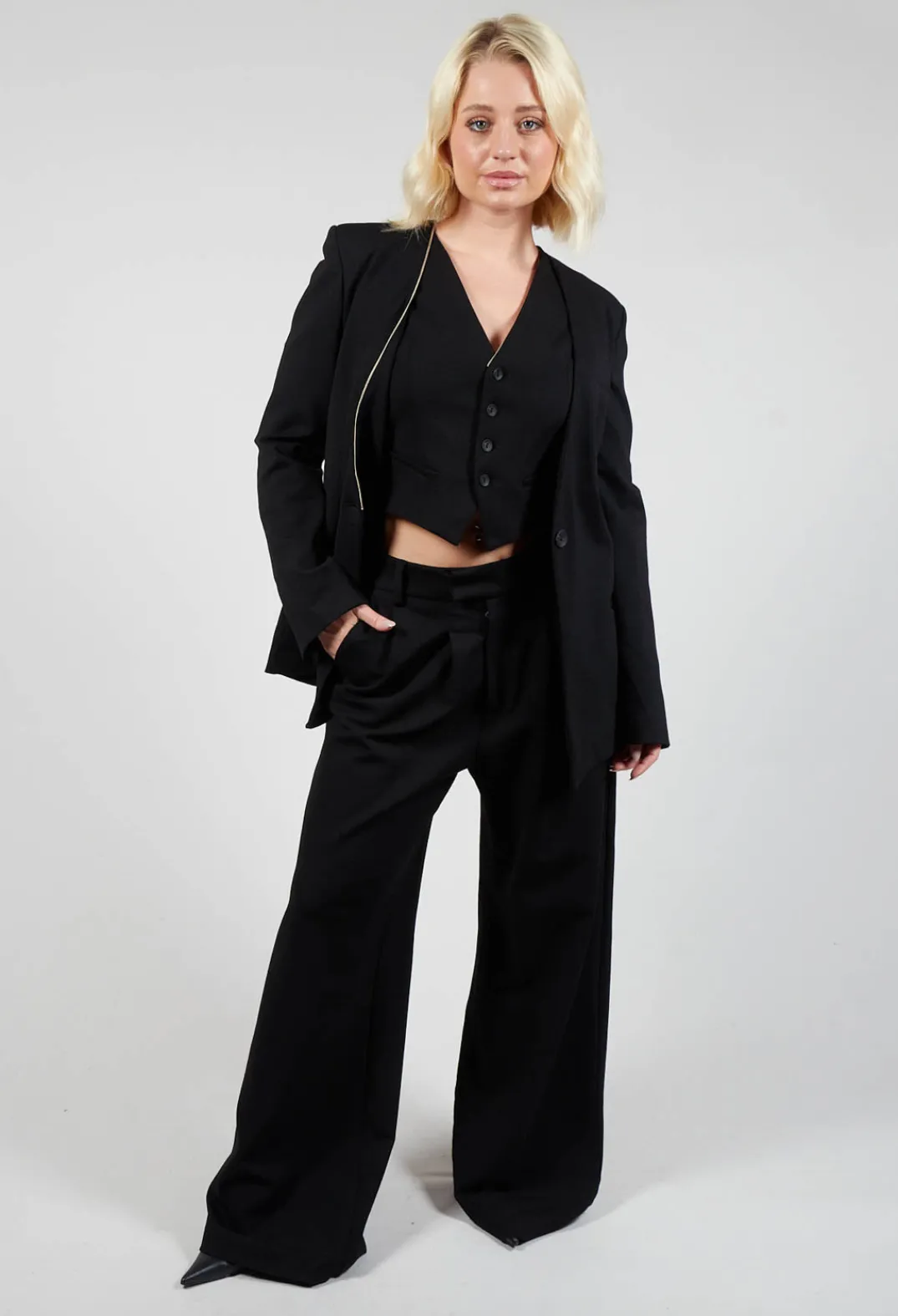 Nostra Santissima Jackets^Black Blazer with Single Button Fastening