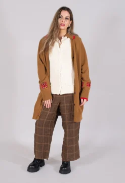 Beatrice B Cardigans^Blended Cashmere Cardigan with Embroidery Detail in Brown