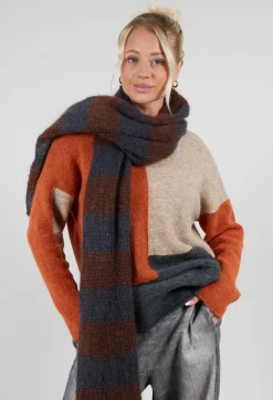 Operificio Neirami Jumpers^Block Colour Jumper in Zucca Corda