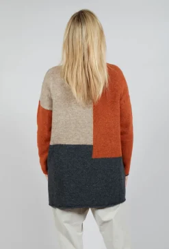 Operificio Neirami Jumpers^Block Colour Jumper in Zucca Corda