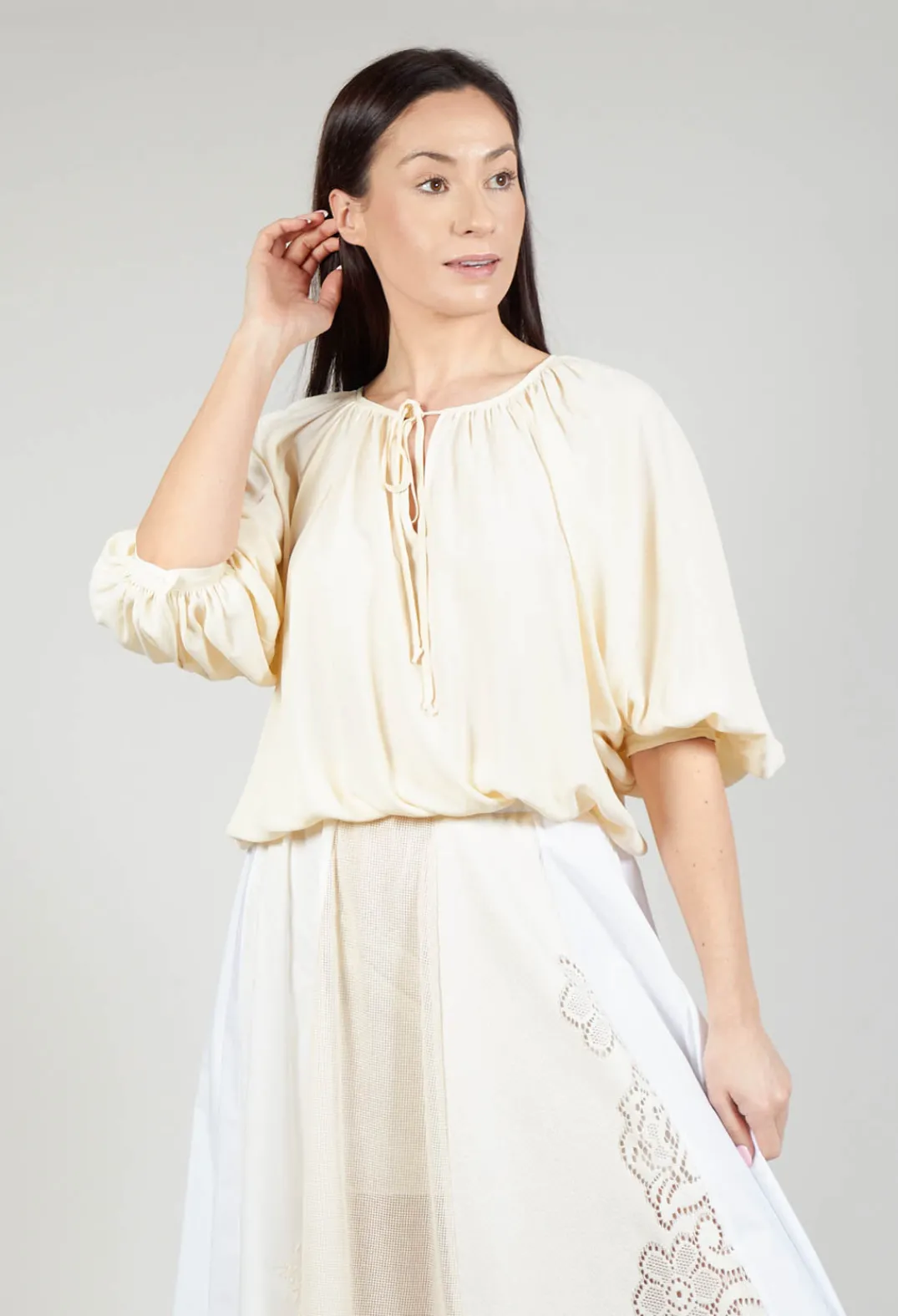 Sfizio Tops^Bohemian Blouse in Vanilla Ice