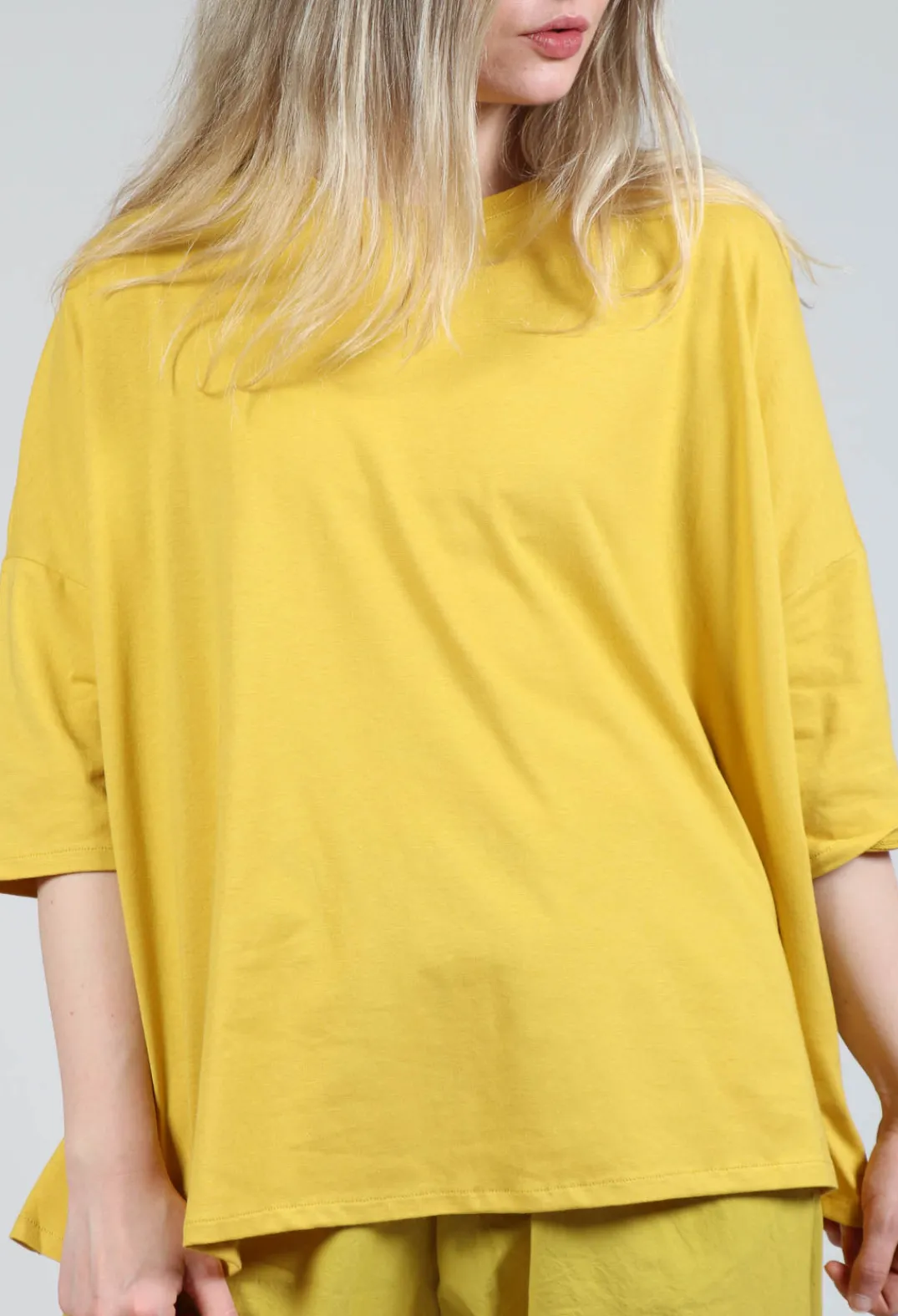 Apuntob Shirts & Blouses^Boxy Fit T-Shirt in Saffron