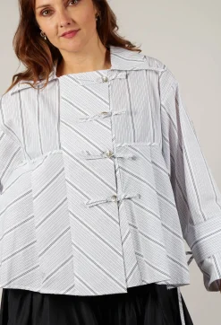 Bize Jackets^Boxy Stripe Jacket in White