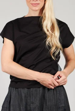 Moyuru T-shirts^Boxy T-Shirt in Black
