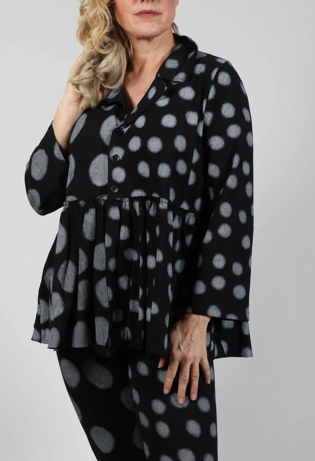 Bread and Butter Shirts & Blouses^Button Up Blouse in Grey Pois