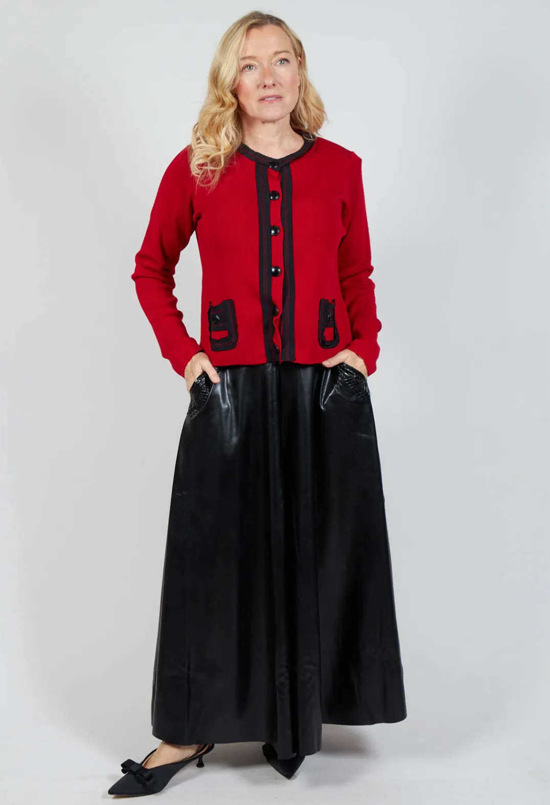 Mei Meij Cardigans^Button Up Cardigan in Red and Black