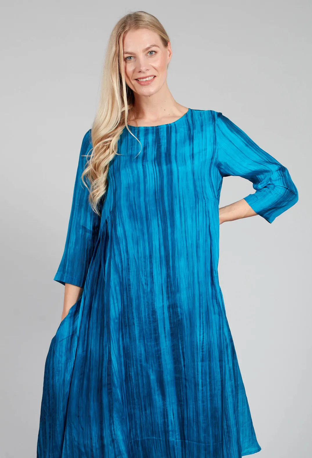 Bianco Levrin Dresses^Camryn Dress in Blue