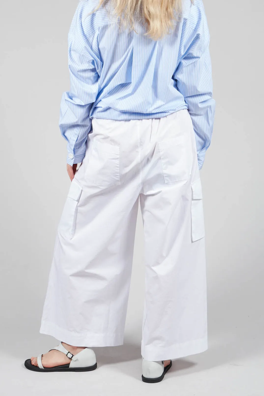 Amici Trousers^Cargo Trousers in Bianco