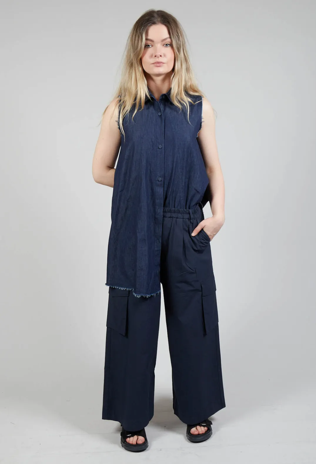 Amici Trousers^Cargo Trousers in Mare
