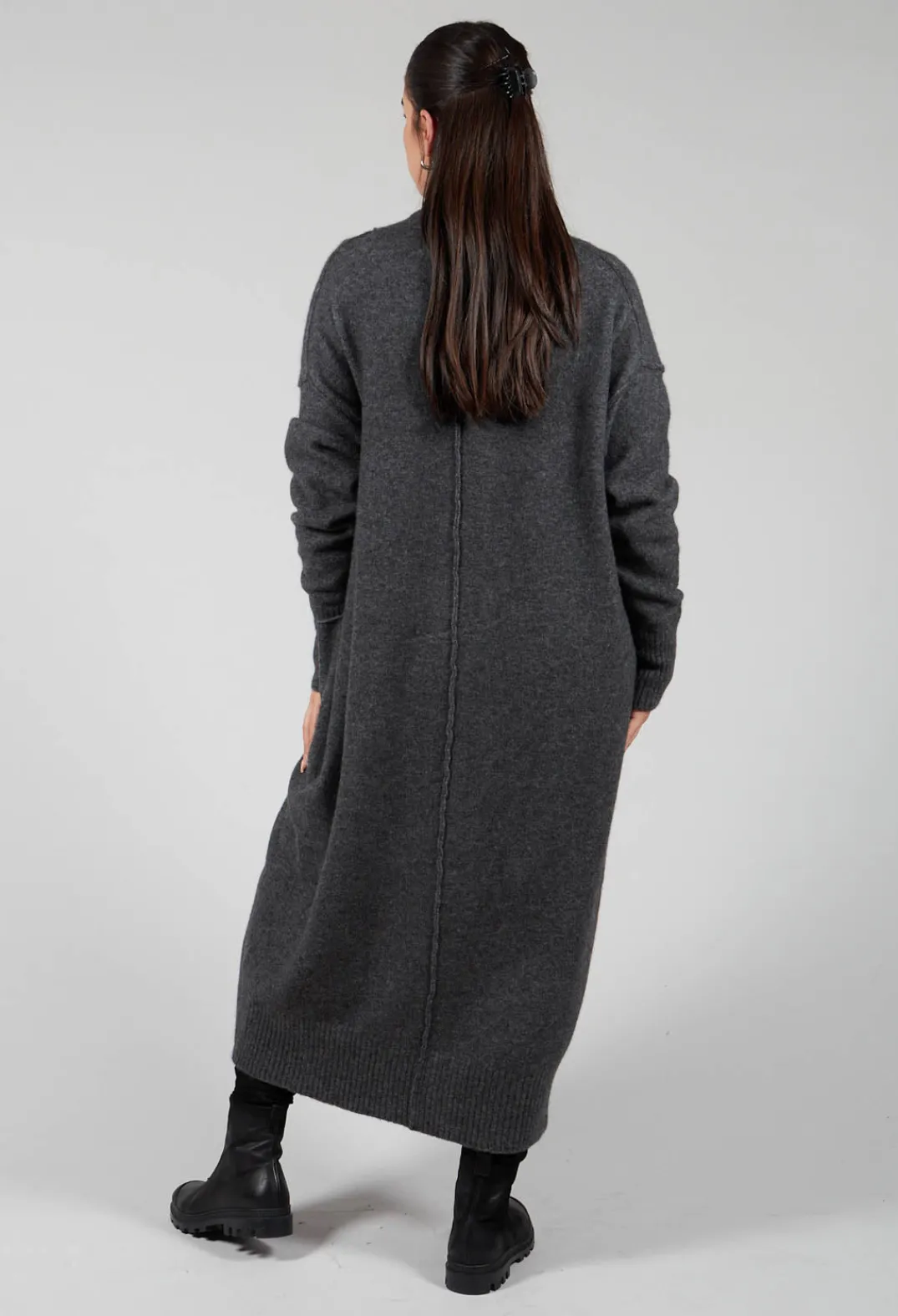 Isabel Benenato Cardigans^Cashmere Long Length Cardigan in Graphite