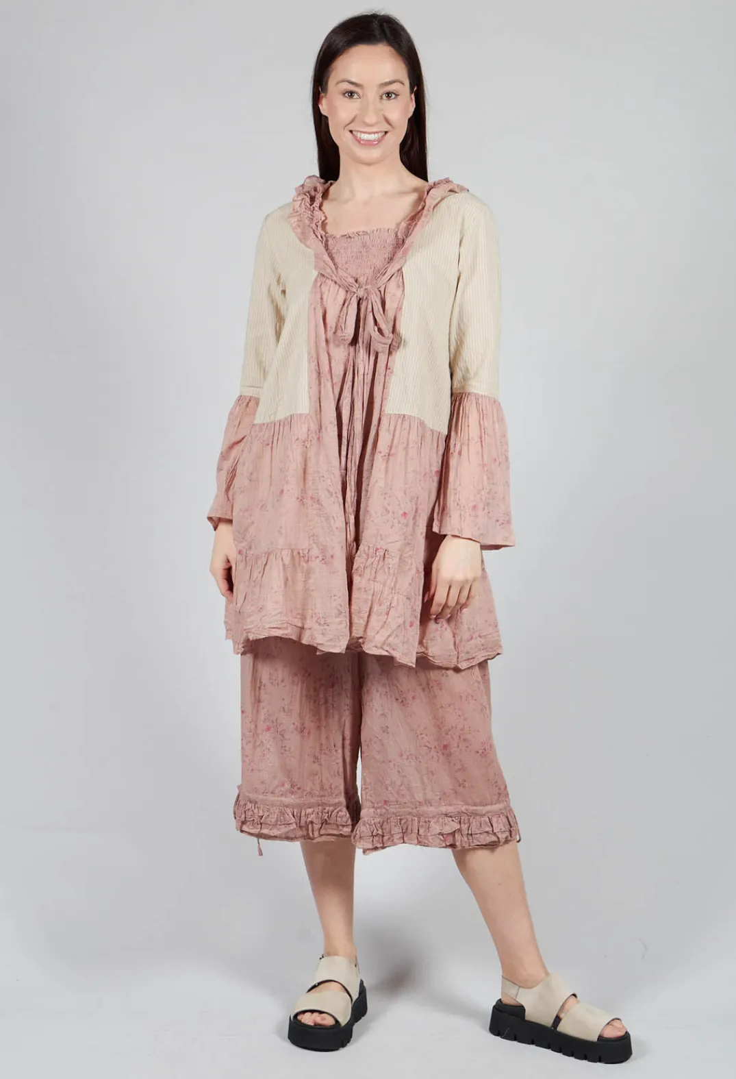 Les Ours Tops^Cassis Blouse in Liberty Pink Print
