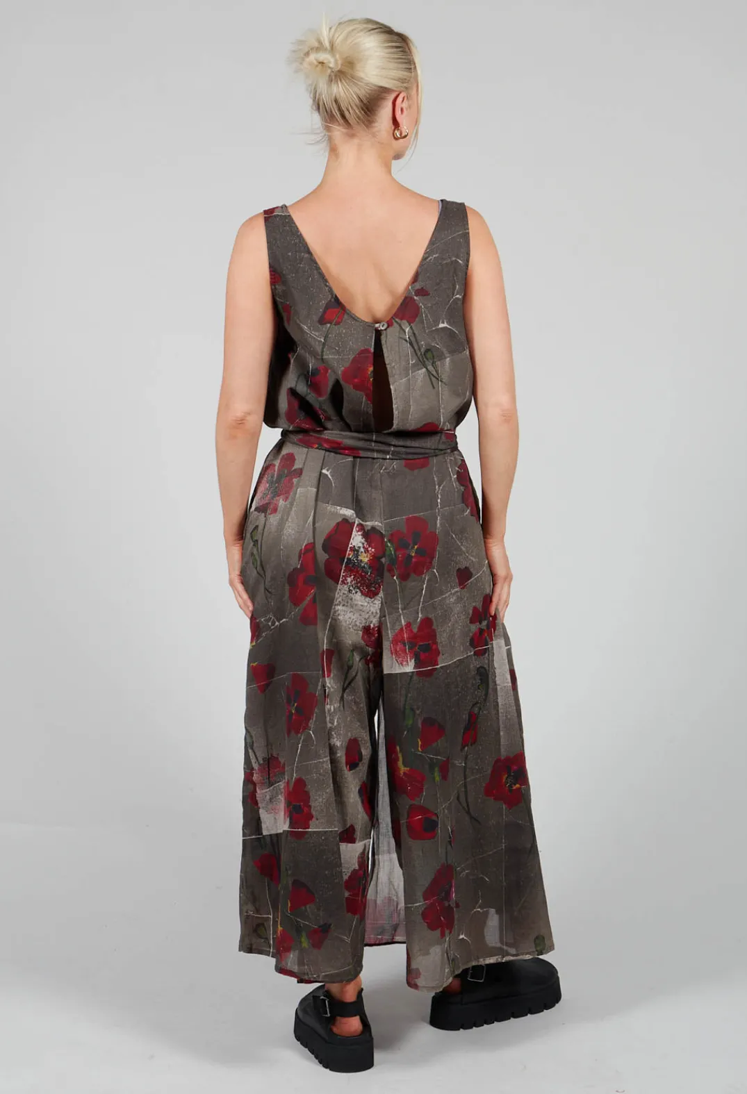La Vaca Loca Jumpsuits^Ceila Printed Jumpsuit in Shitake Flower