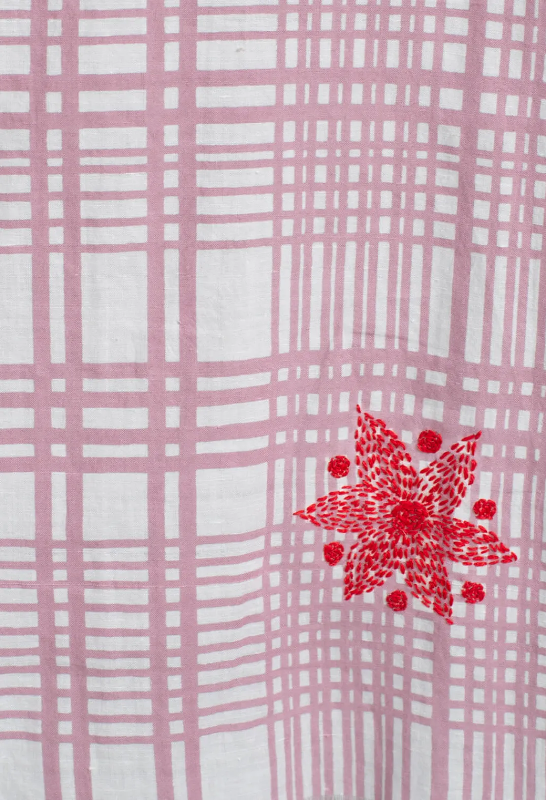 Moismont Scarves^Check Print Scarf in Soft Pink