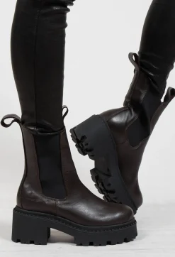BRGN Boots^Chelsea Heel Boots in Brown