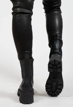 BRGN Boots^Chelsea Heel Boots in New Black