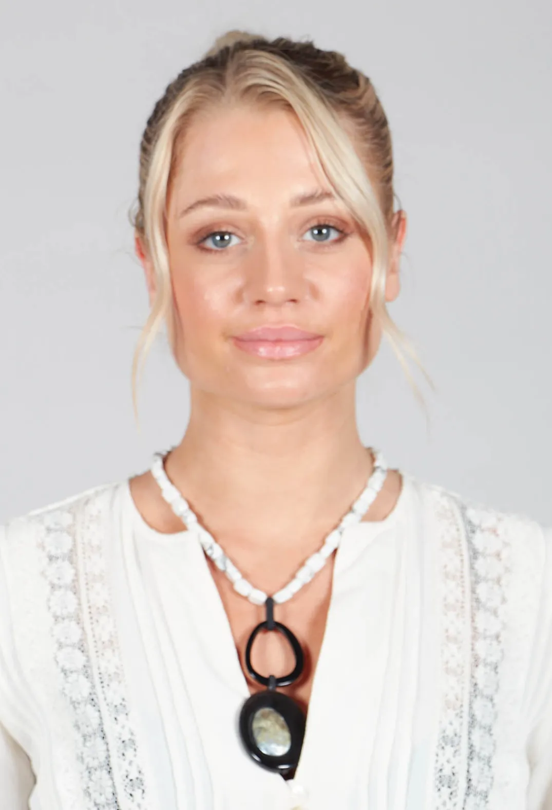 Beatrice Markatos Necklaces^Choker Necklace in Black and White