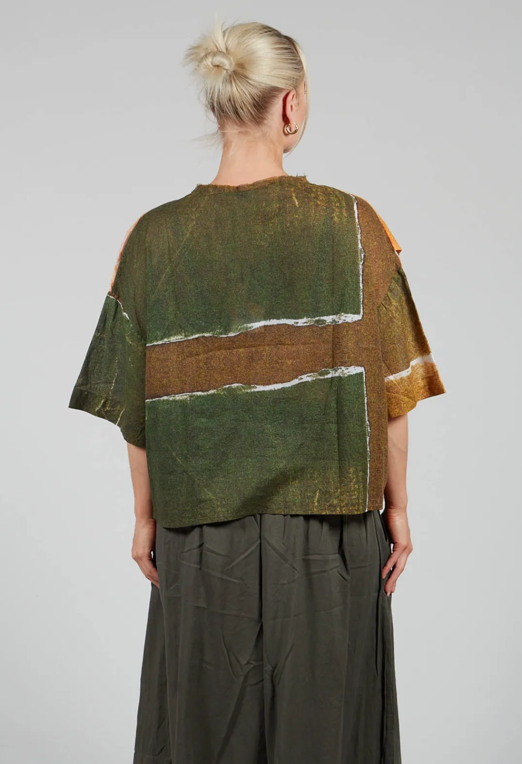 La Vaca Loca Tops^Ciudad Top in Avocado Green Banner