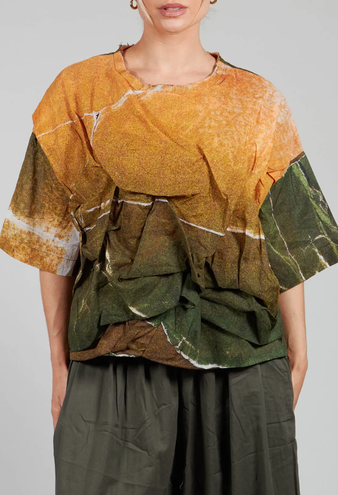 La Vaca Loca Tops^Ciudad Top in Avocado Green Banner
