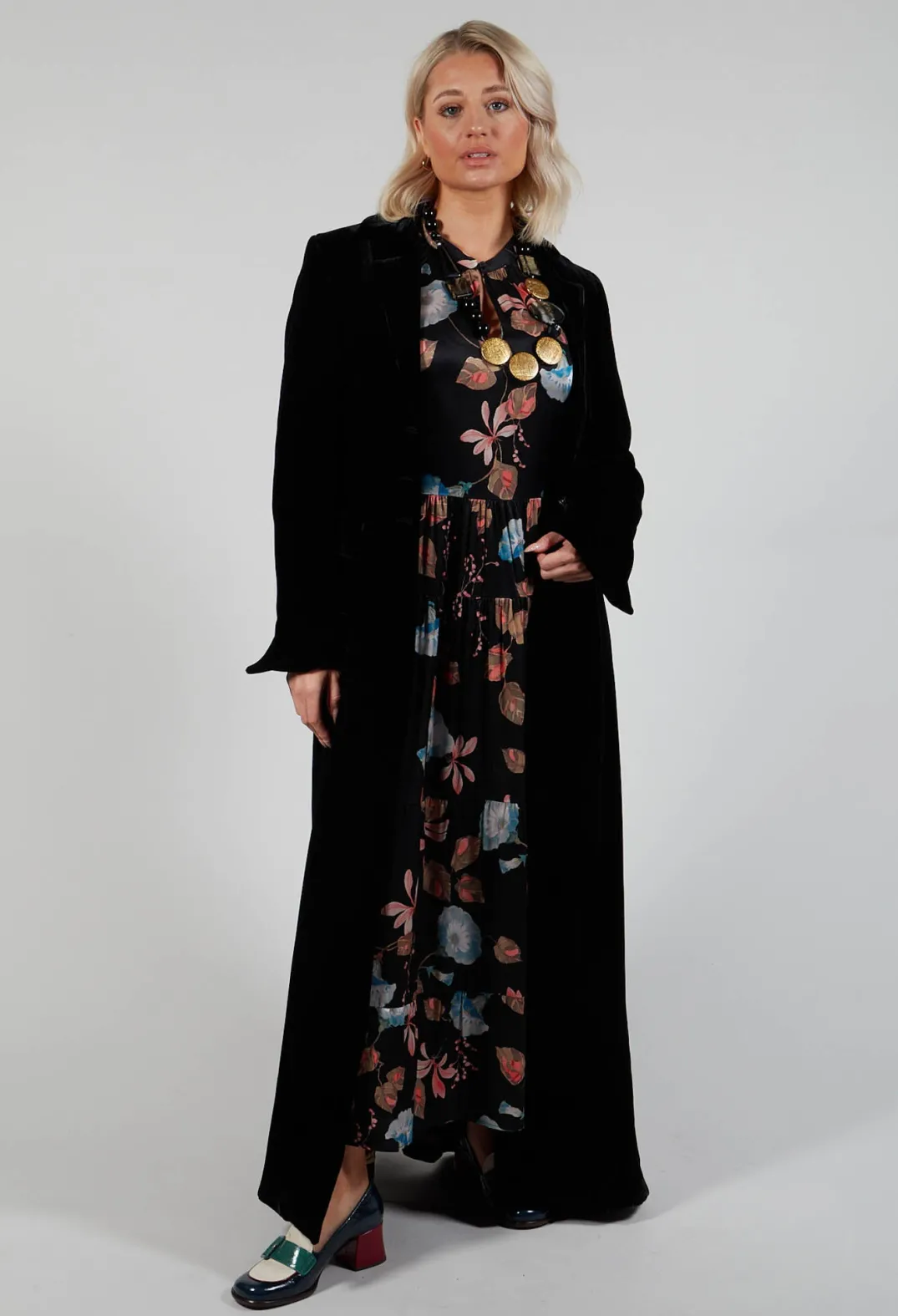 T.ba Coats^Classic Lux Velvet Coat in Black