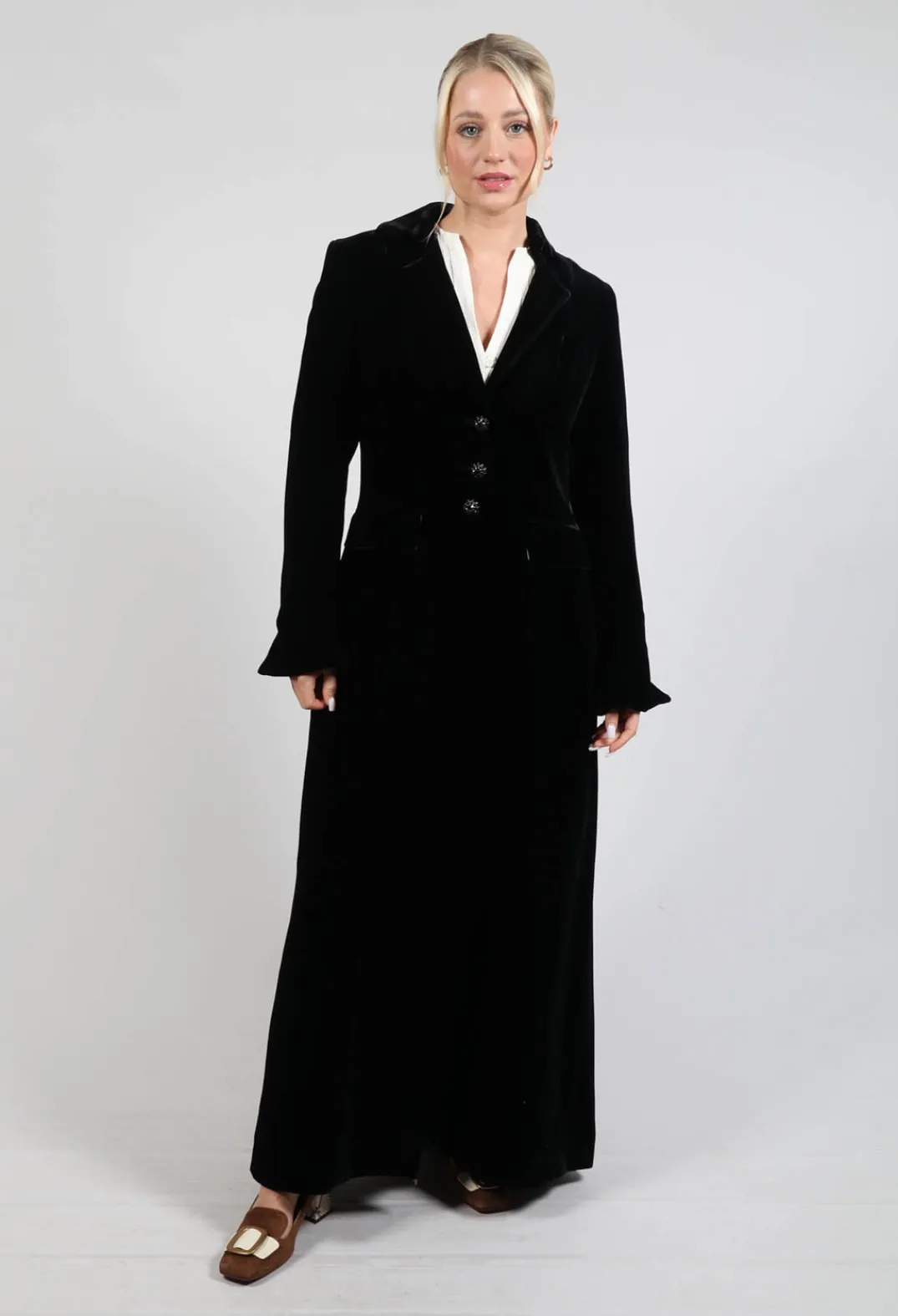 T.ba Coats^Classic Lux Velvet Coat in Black