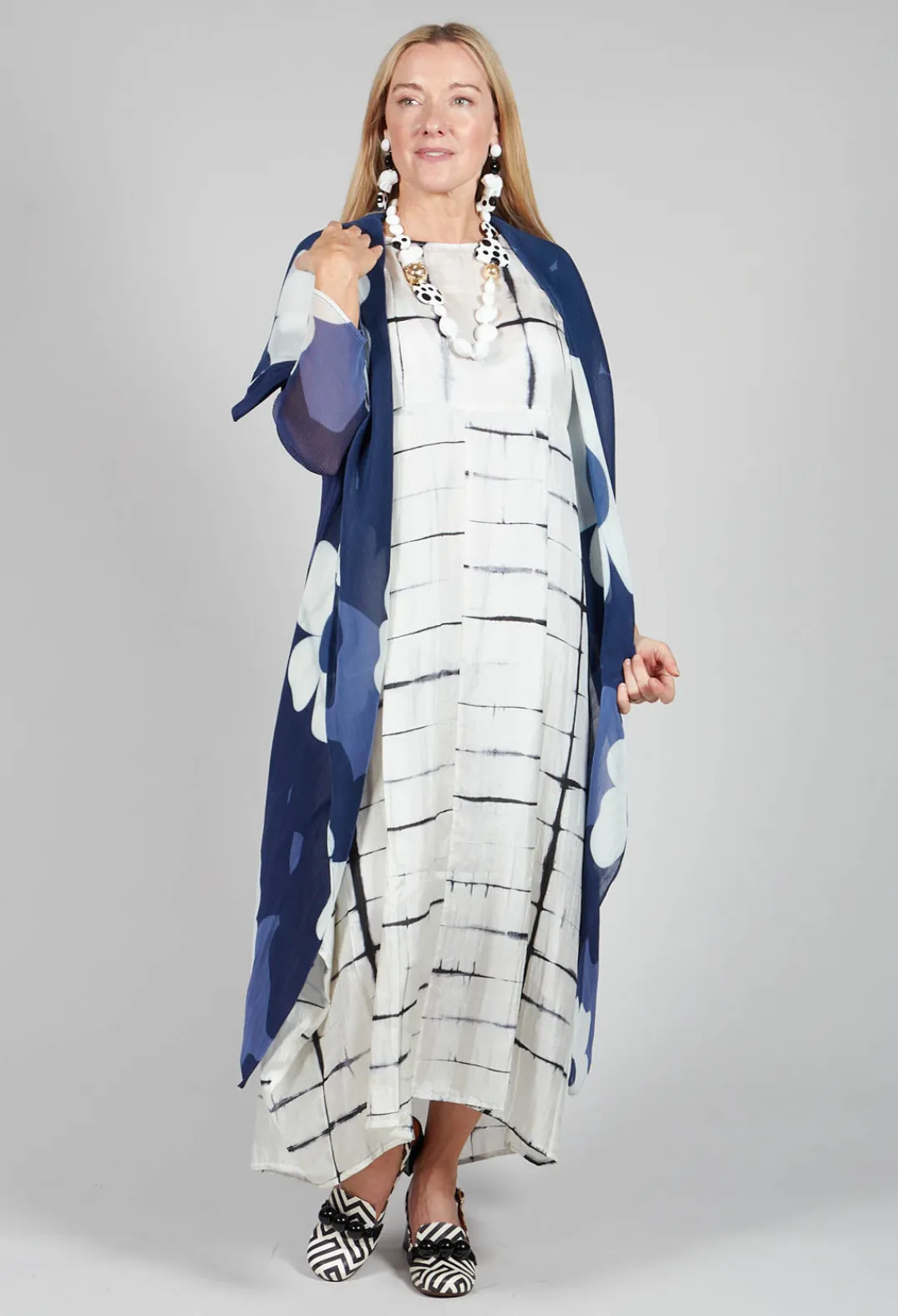 Alquema Coats^Collare Coat in Indigo Way