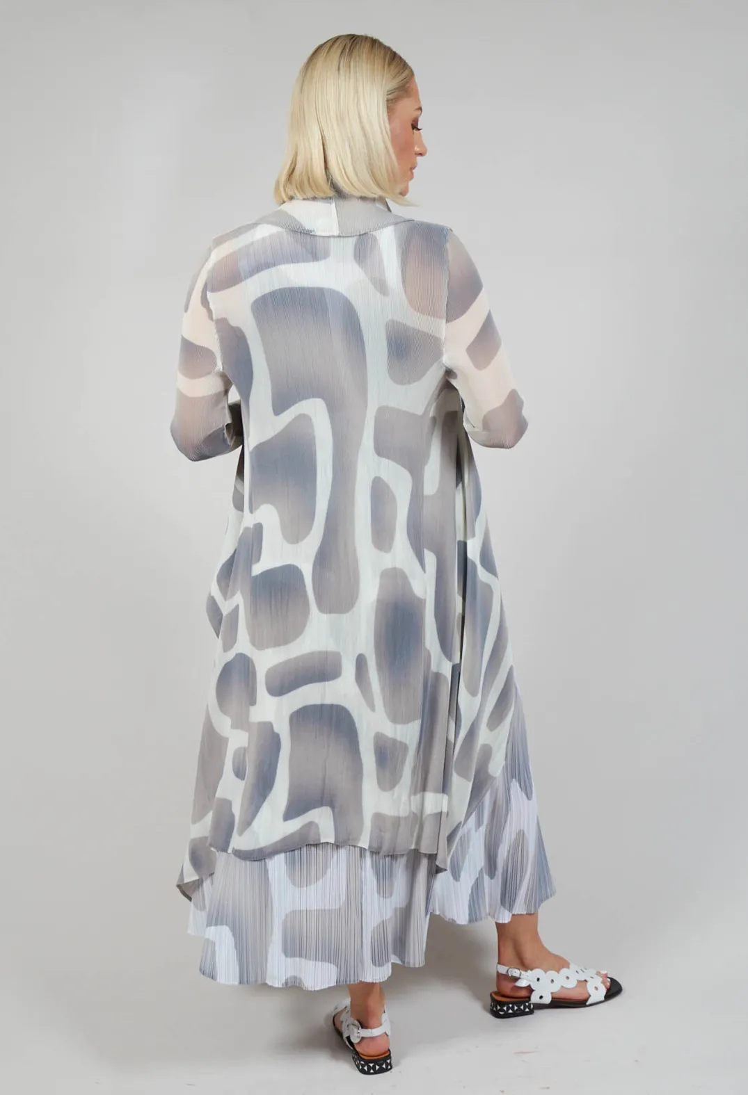 Alquema Coats^Collare Coat in White Sand Tuscon