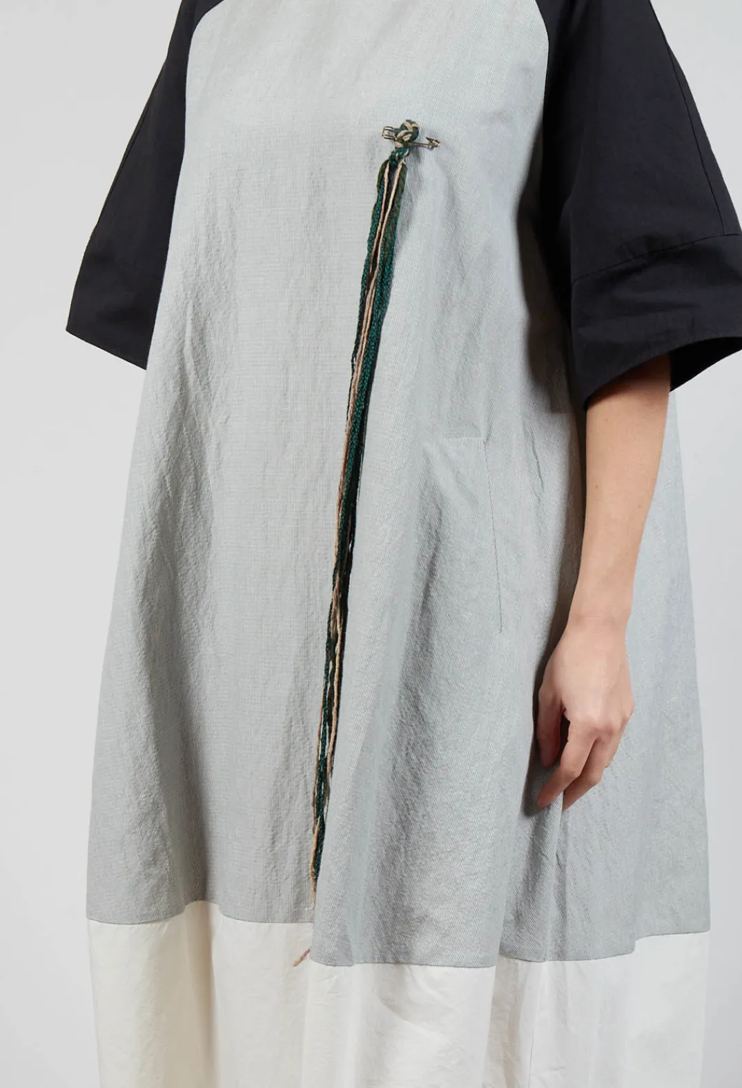SOH Dresses^Contrast Dress in Light Grey