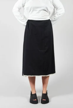 Moyuru Skirts^Contrast Raw Hem Skirt Trousers in Black / White