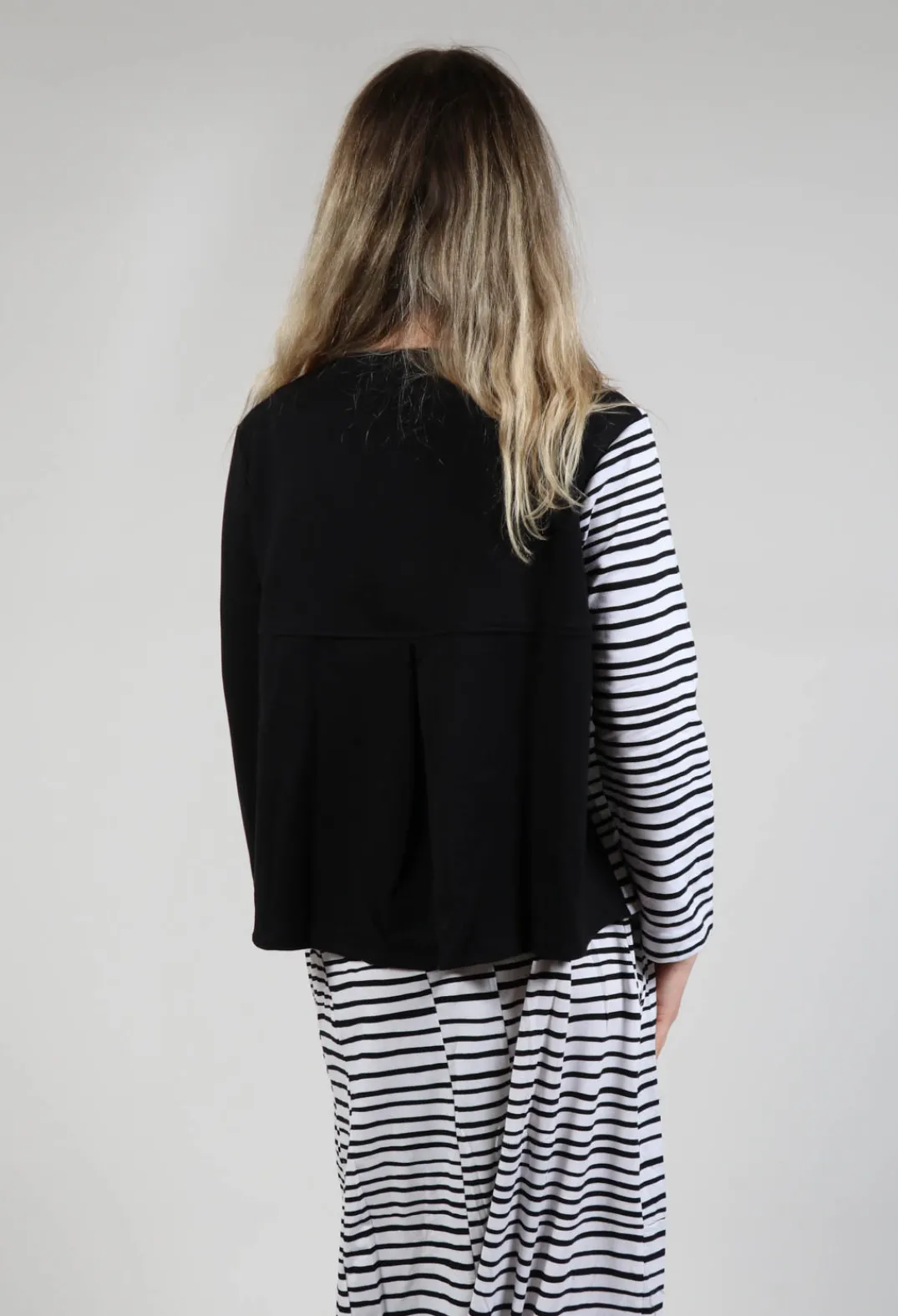 Bread and Butter Tops^Contrast Sleeve Top in White with Black Lines