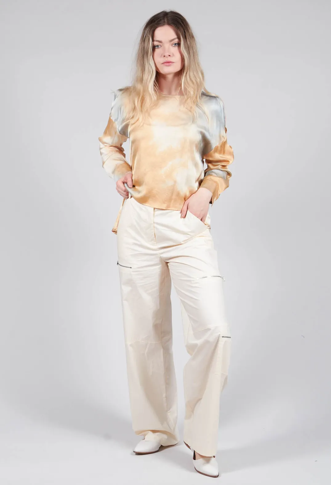 IXOS Trousers^Cotton Cargo Trousers in Latte