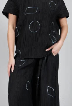 Tadashi Trousers^Crinkle Geometric Trousers in Black