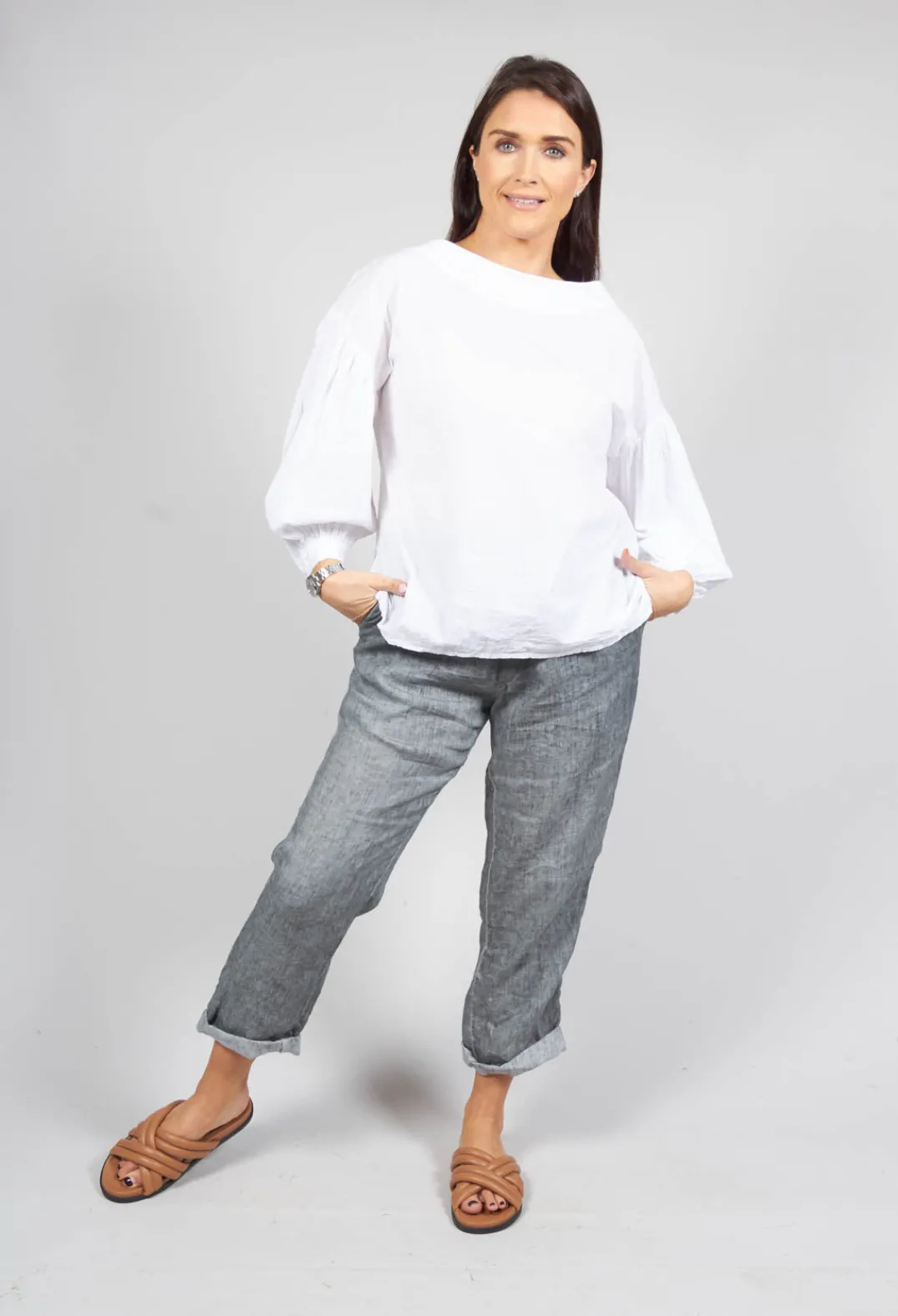 Baci Jumpers^Crinkle Top with Contrasting Sleeves in White