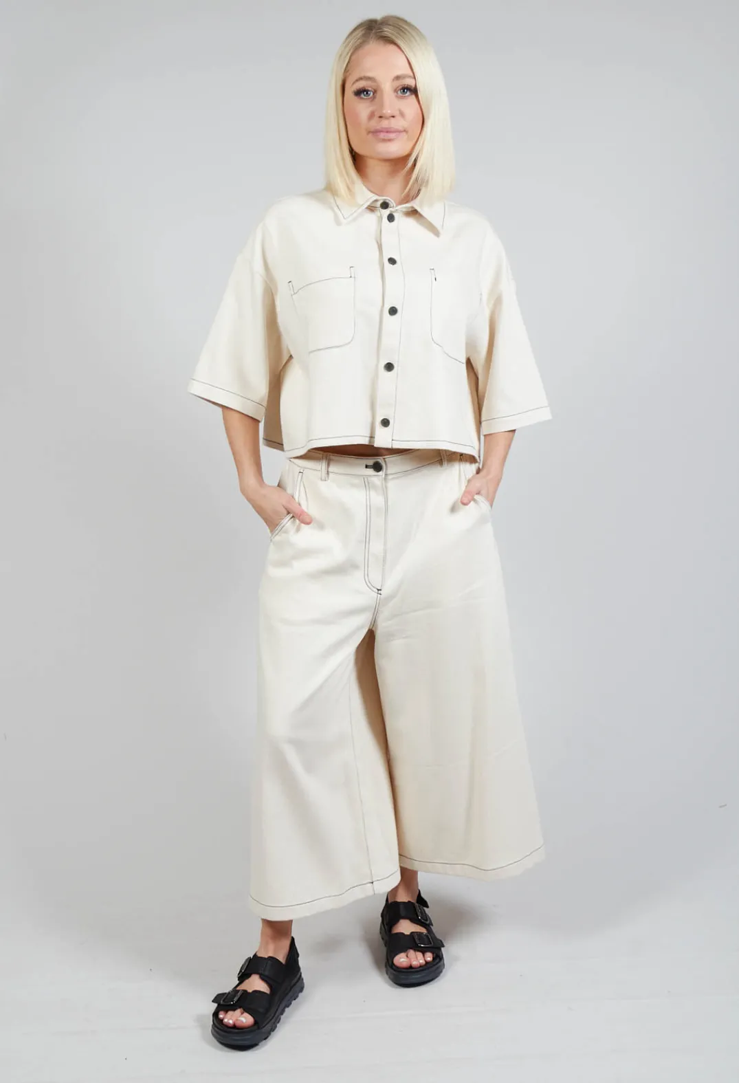 SOH Shirts & Blouses^Cropped Denim Shirt in Off White