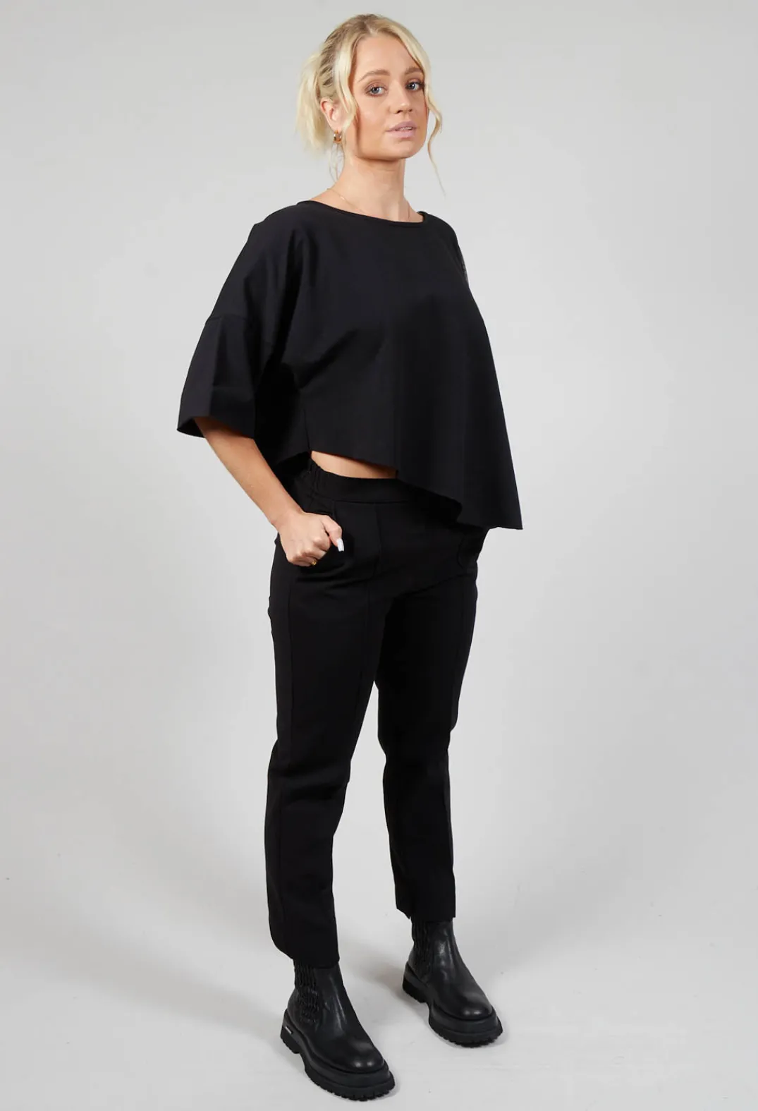 Philomena Christ Jumpers^Cropped Jumper in Black