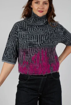 Sarah Pacini Jumpers^Cropped Sweater in Dark Grey and Magenta
