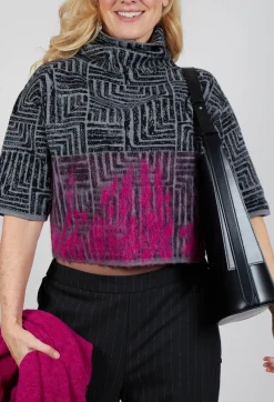 Sarah Pacini Jumpers^Cropped Sweater in Dark Grey and Magenta