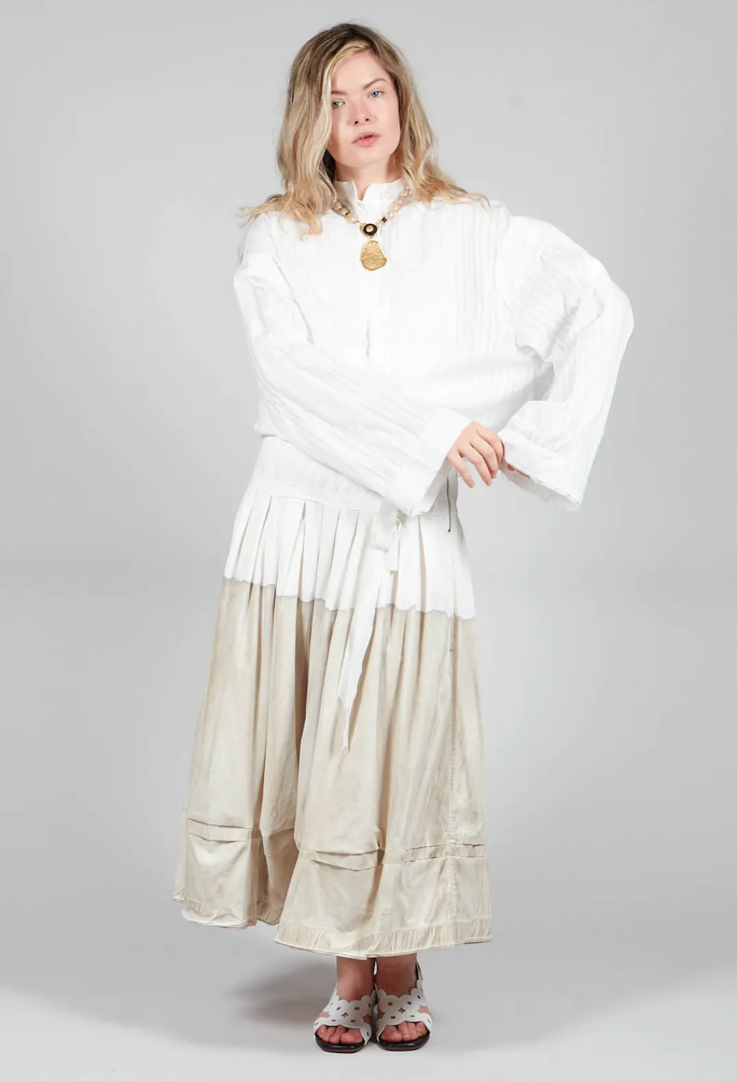 Isabel Benenato Shirts & Blouses^Cropped Top in White