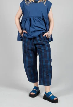 Apuntob Trousers^Cropped Trousers in Denim
