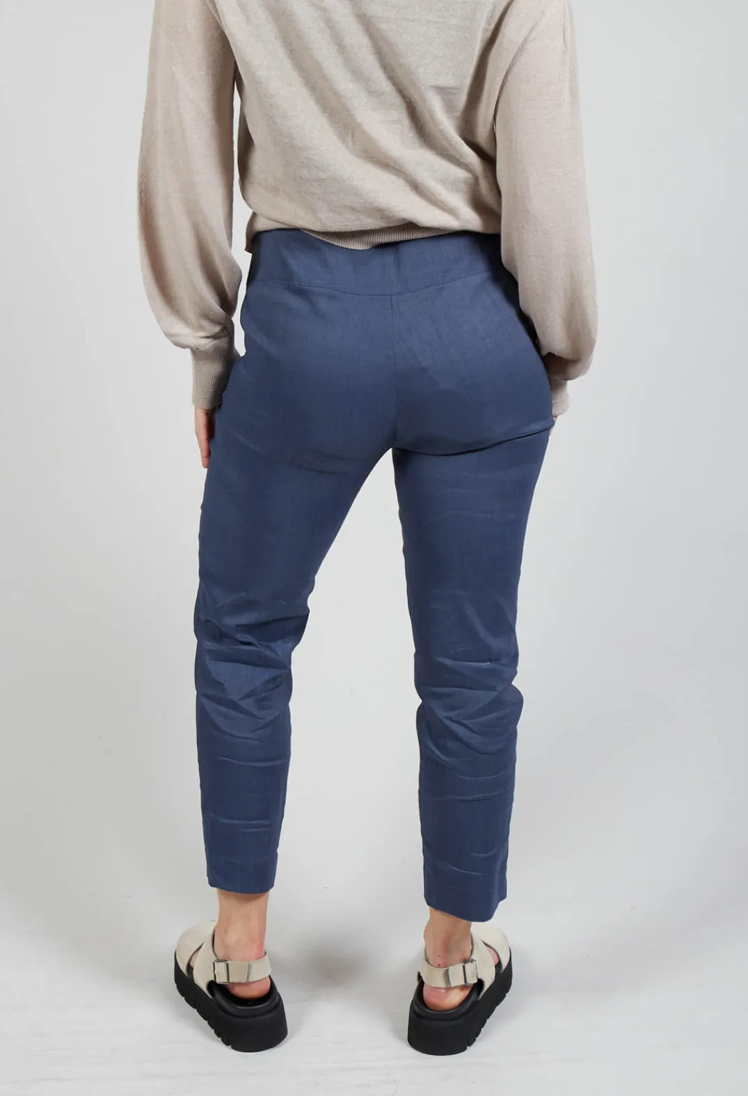 Sarah Pacini Trousers^Cropped Trousers in Midnight Blue
