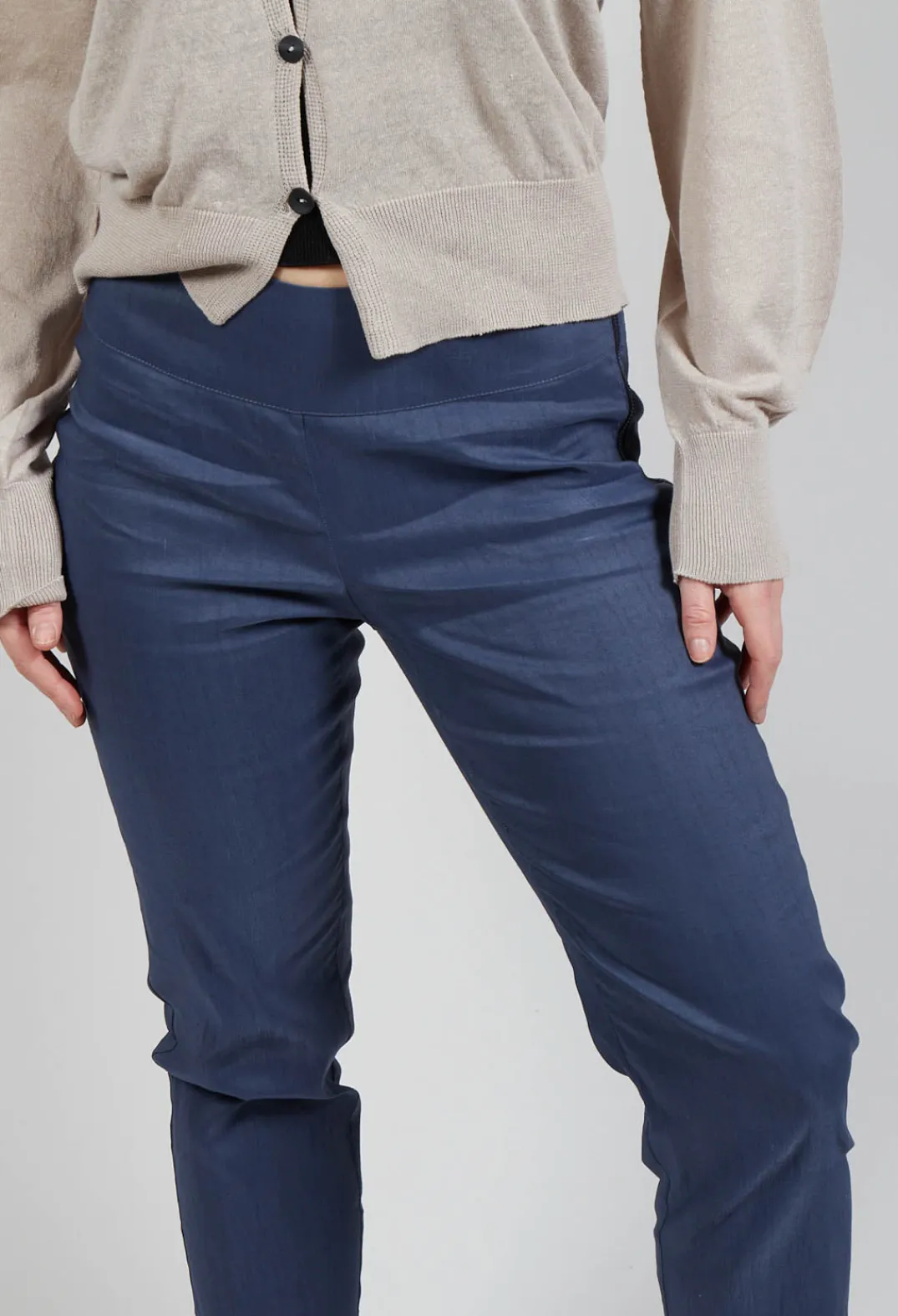 Sarah Pacini Trousers^Cropped Trousers in Midnight Blue